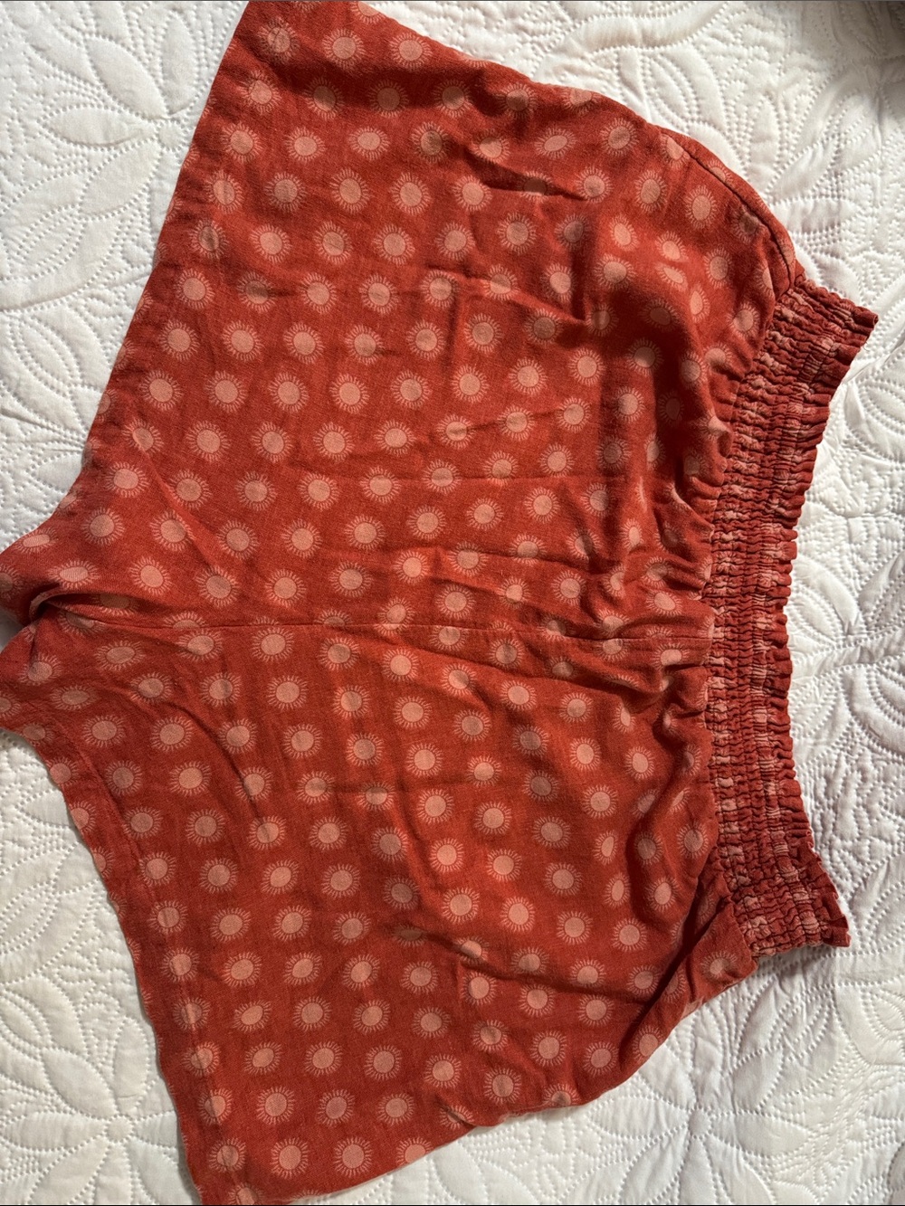 Universal Thread Rust Orange Sunburst Print Elastic Waist Shorts - Picture 4 of 4